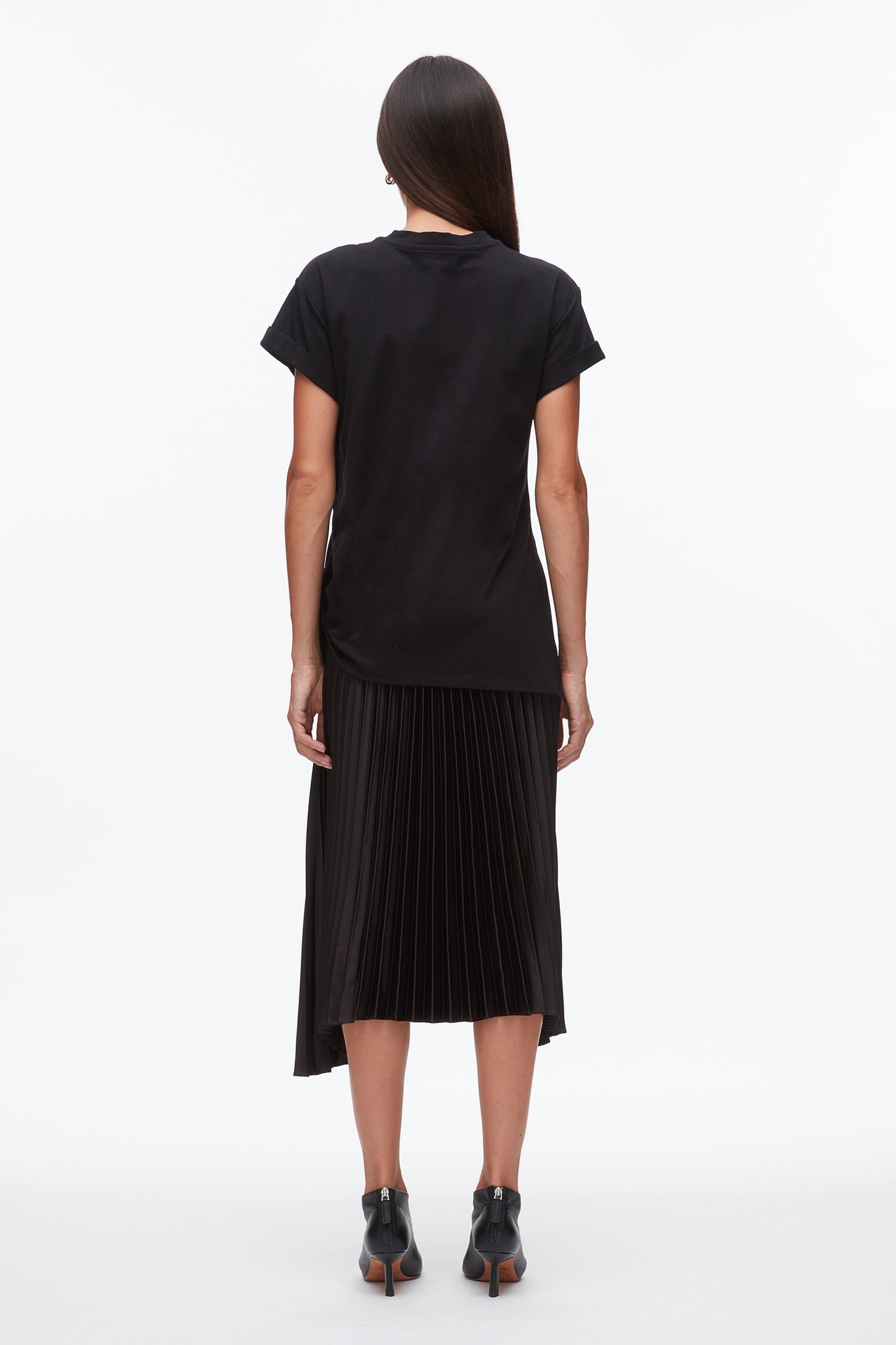 #color_black-black