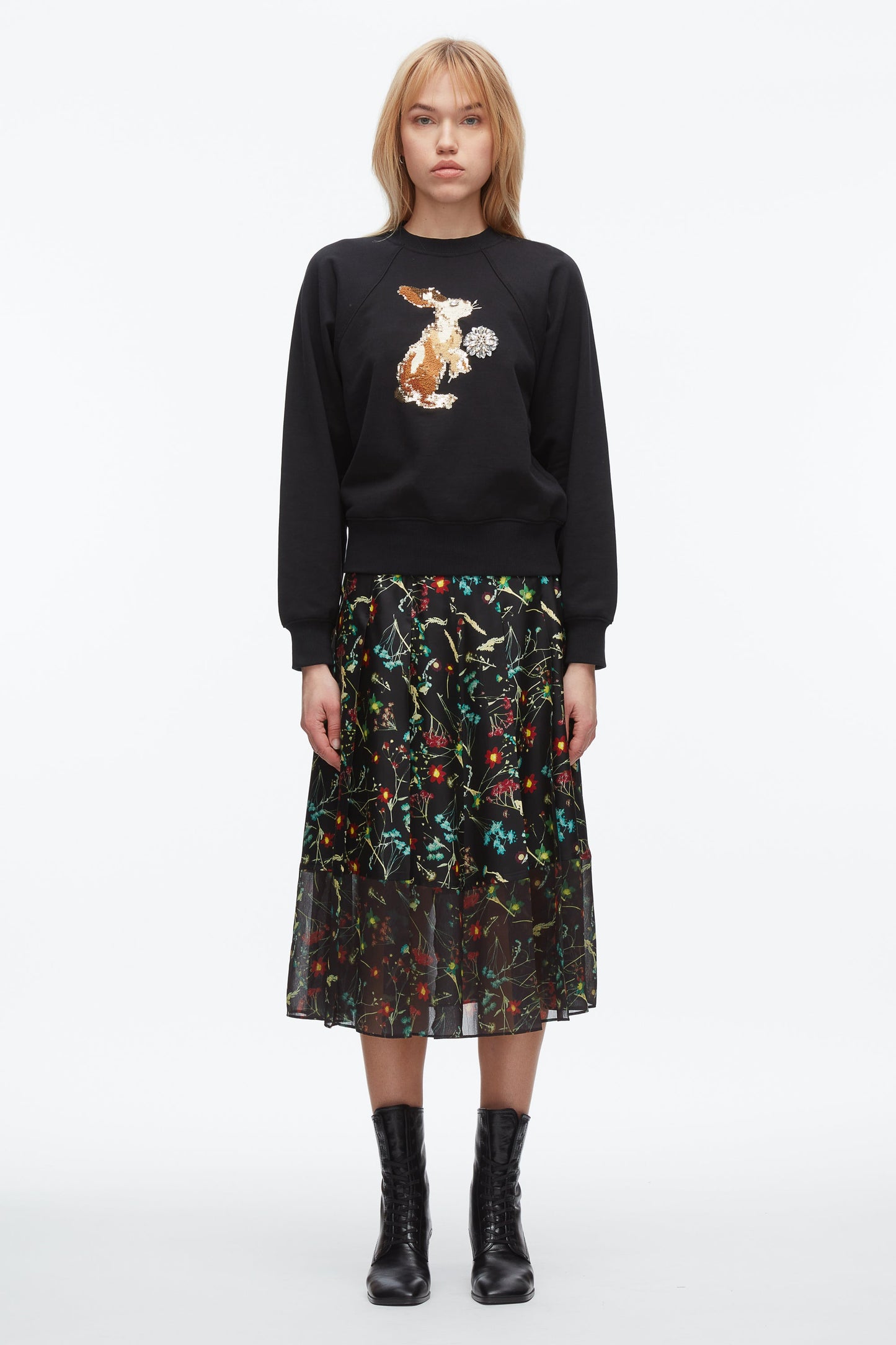 #color_black-multi