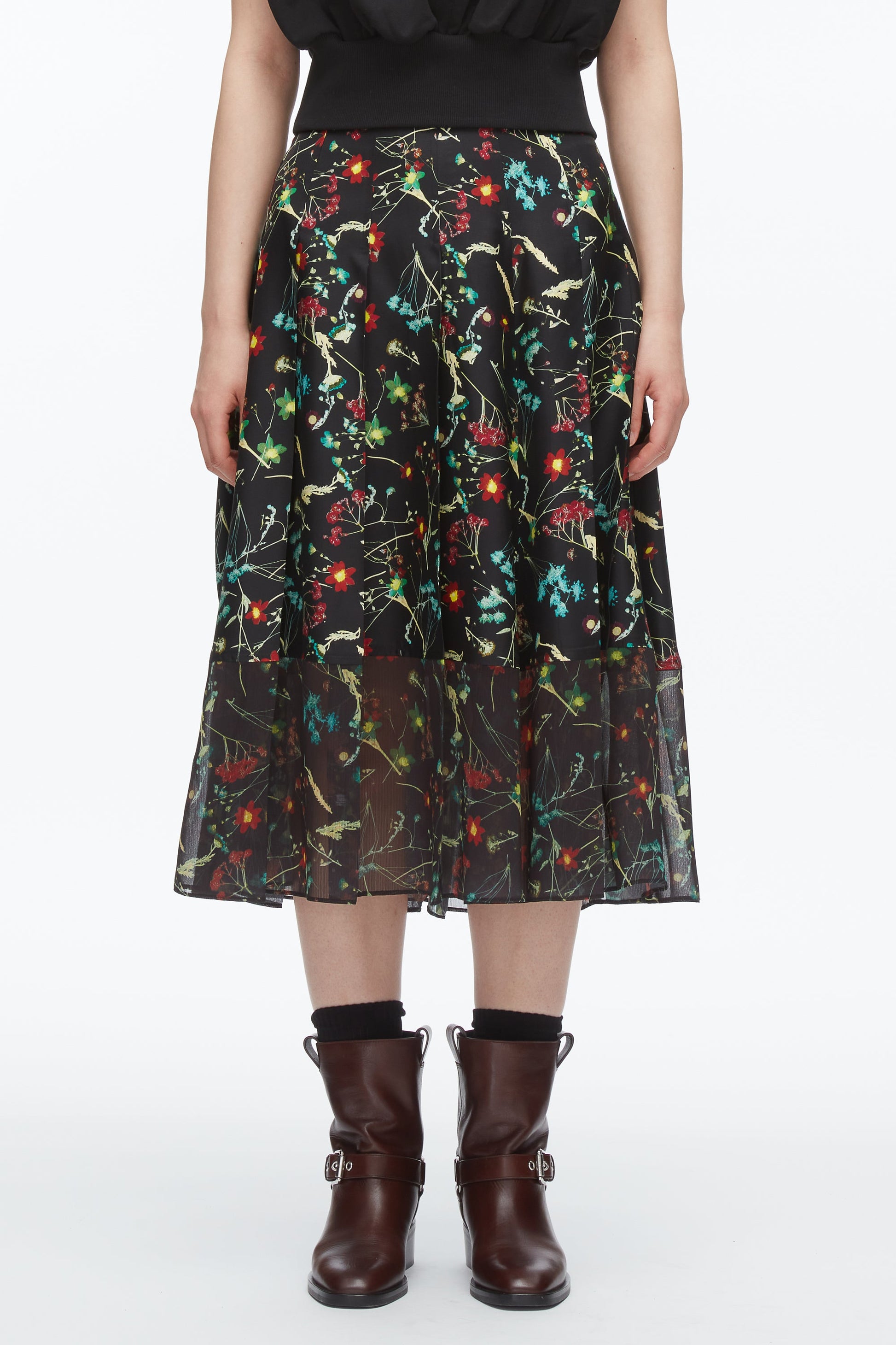 #color_black-multi