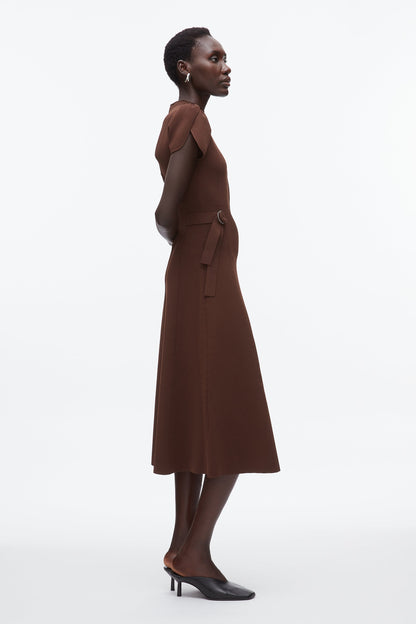 #color_dk-chocolate
