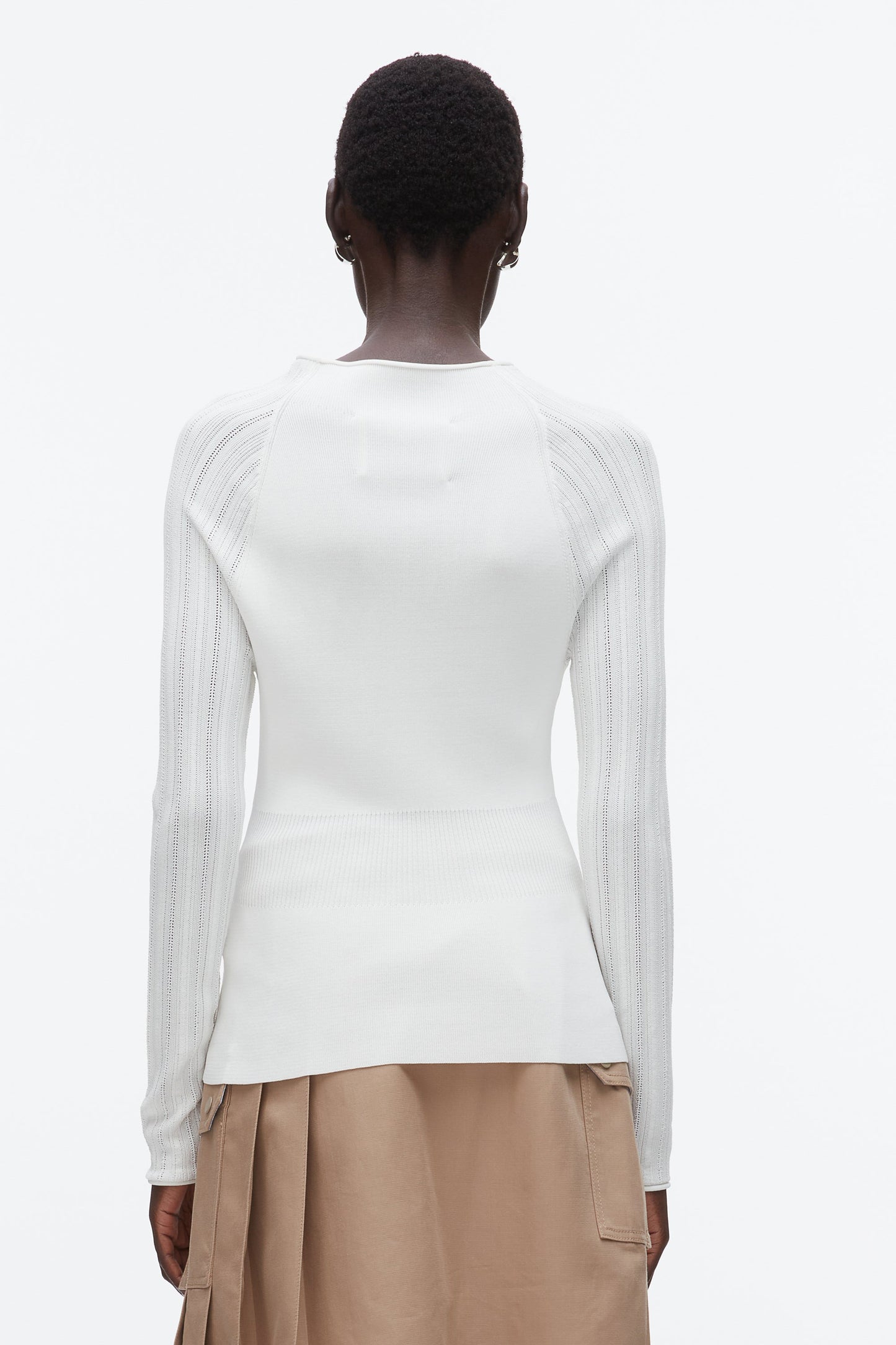 #color_ivory