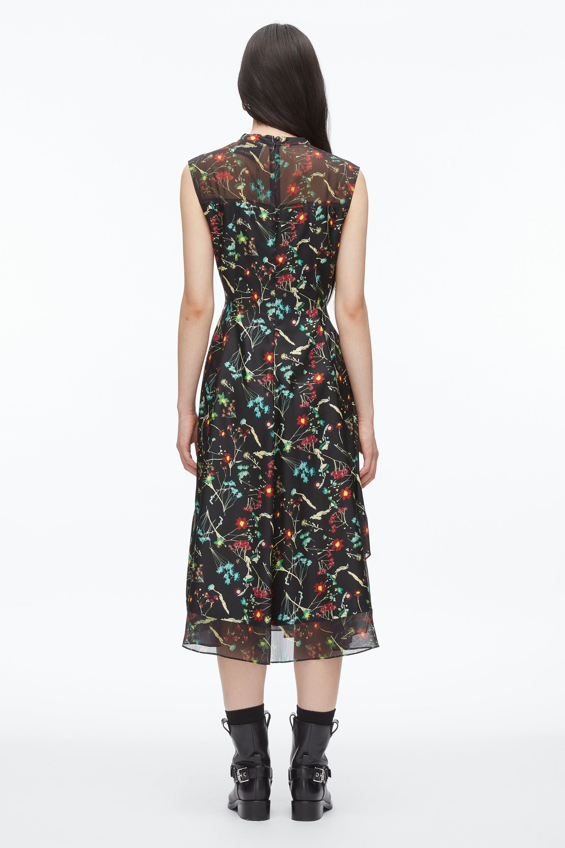 #color_black-multi