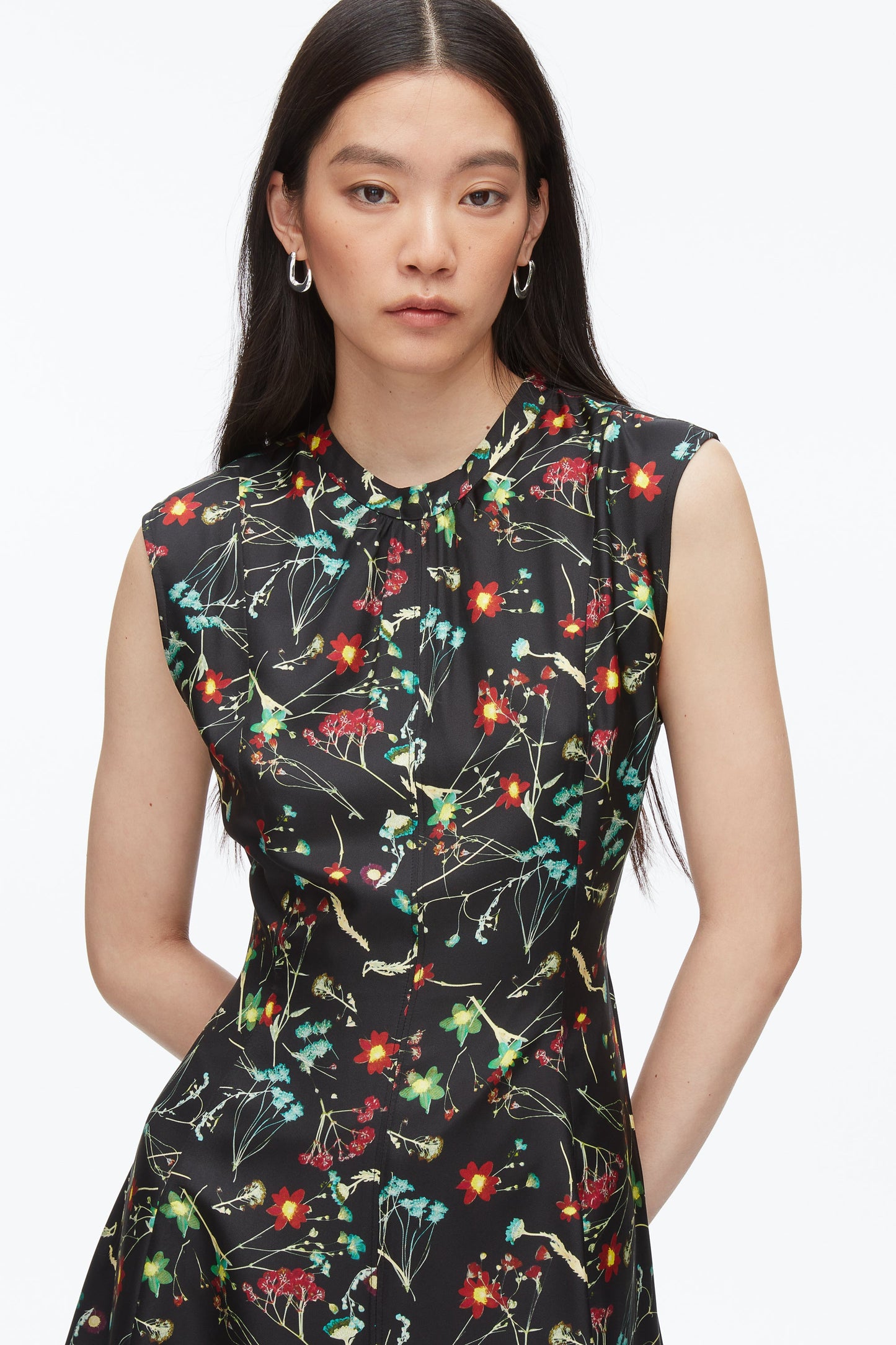 #color_black-multi