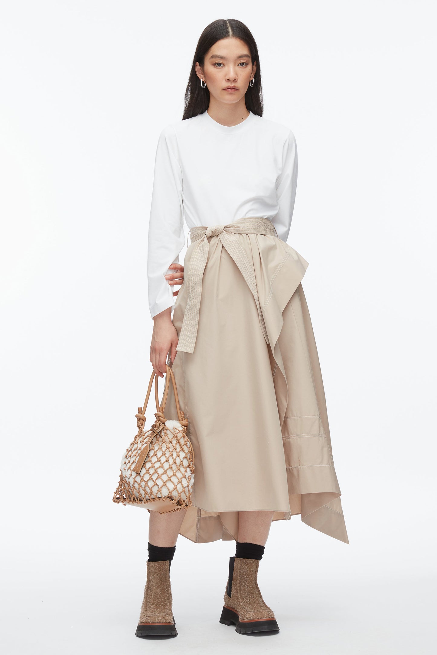 #color_white-khaki