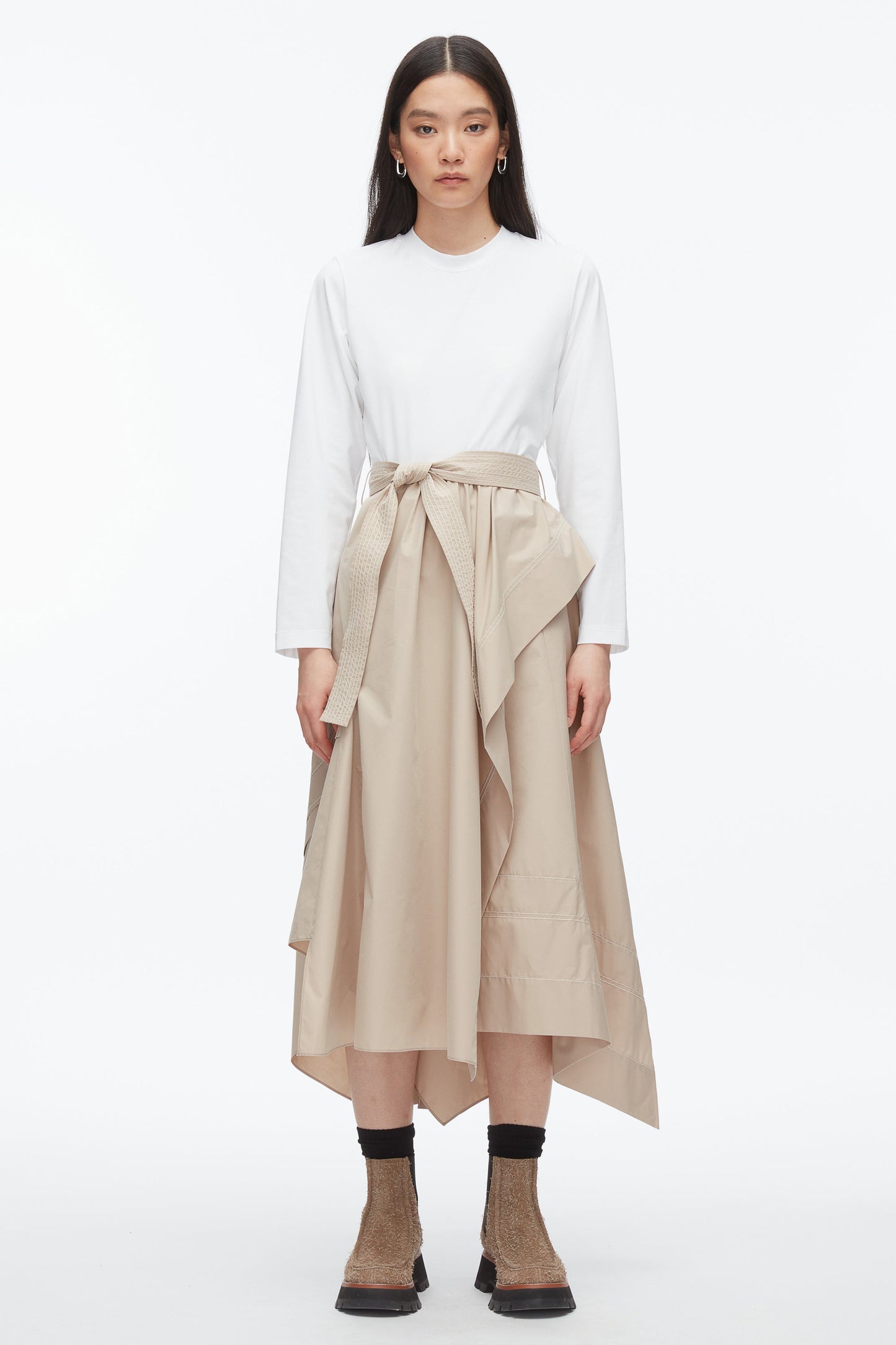 #color_white-khaki