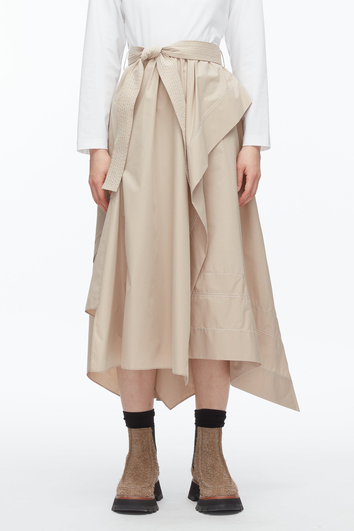 #color_white-khaki