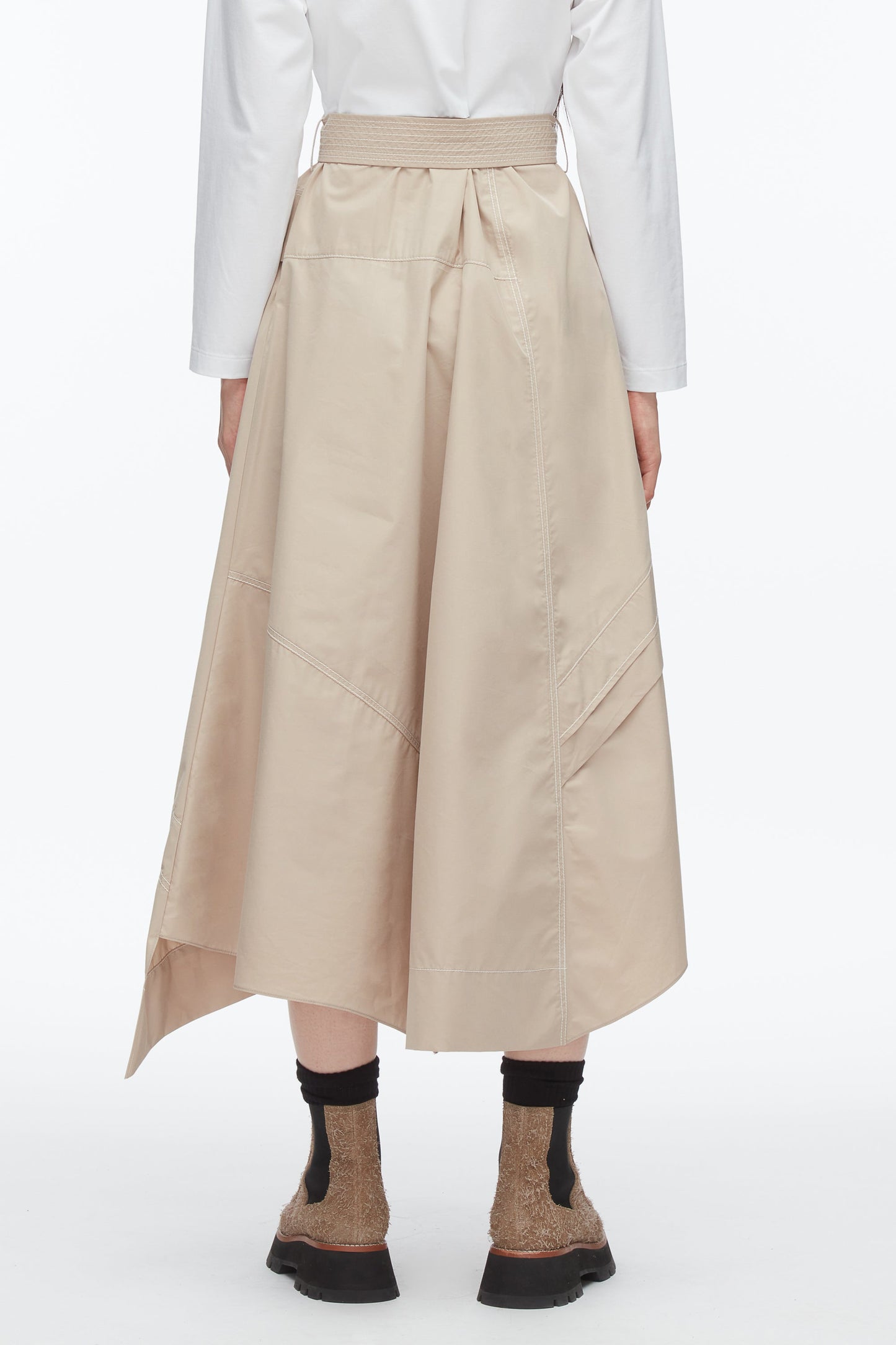 #color_white-khaki