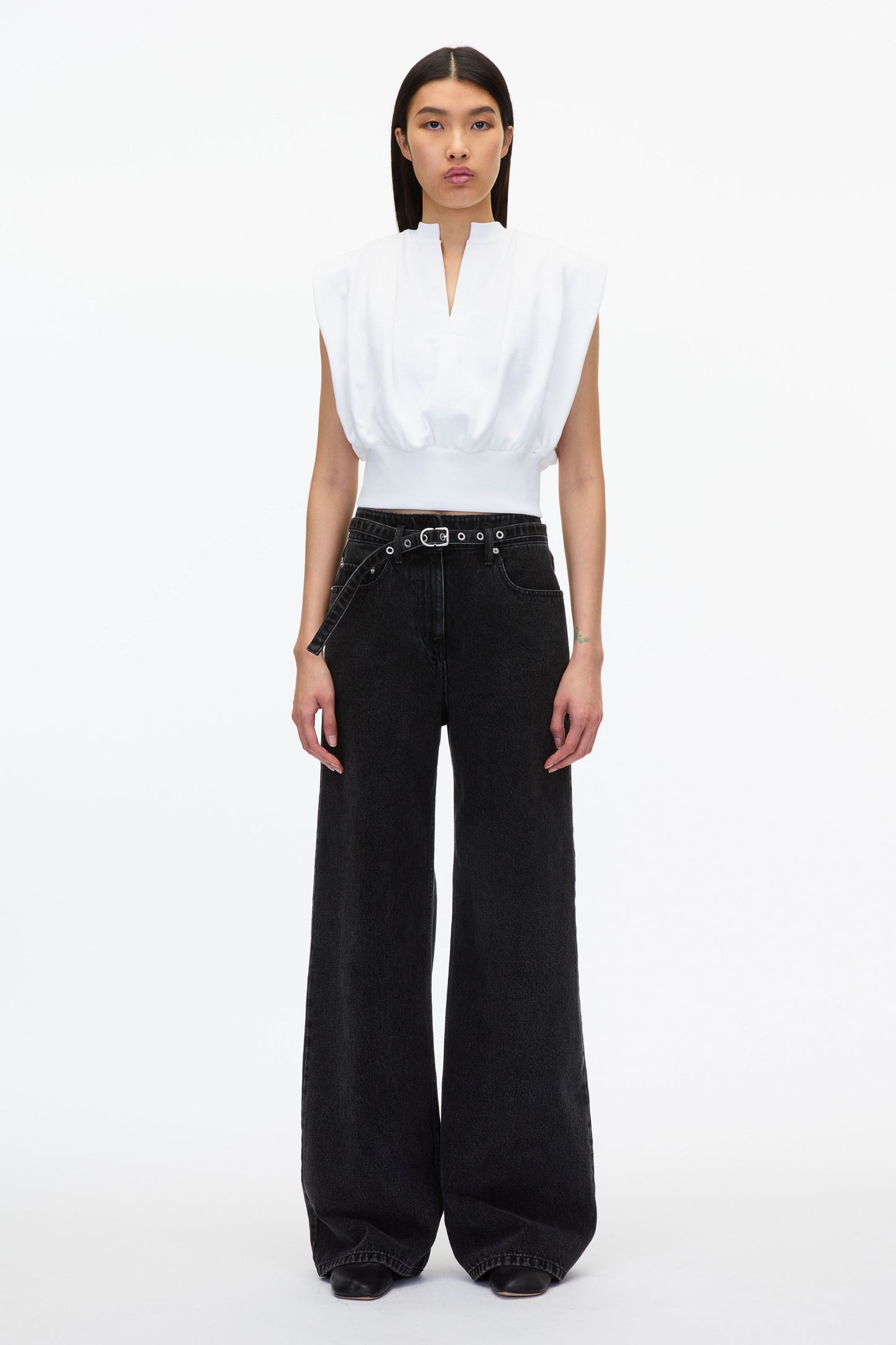 #color_white
