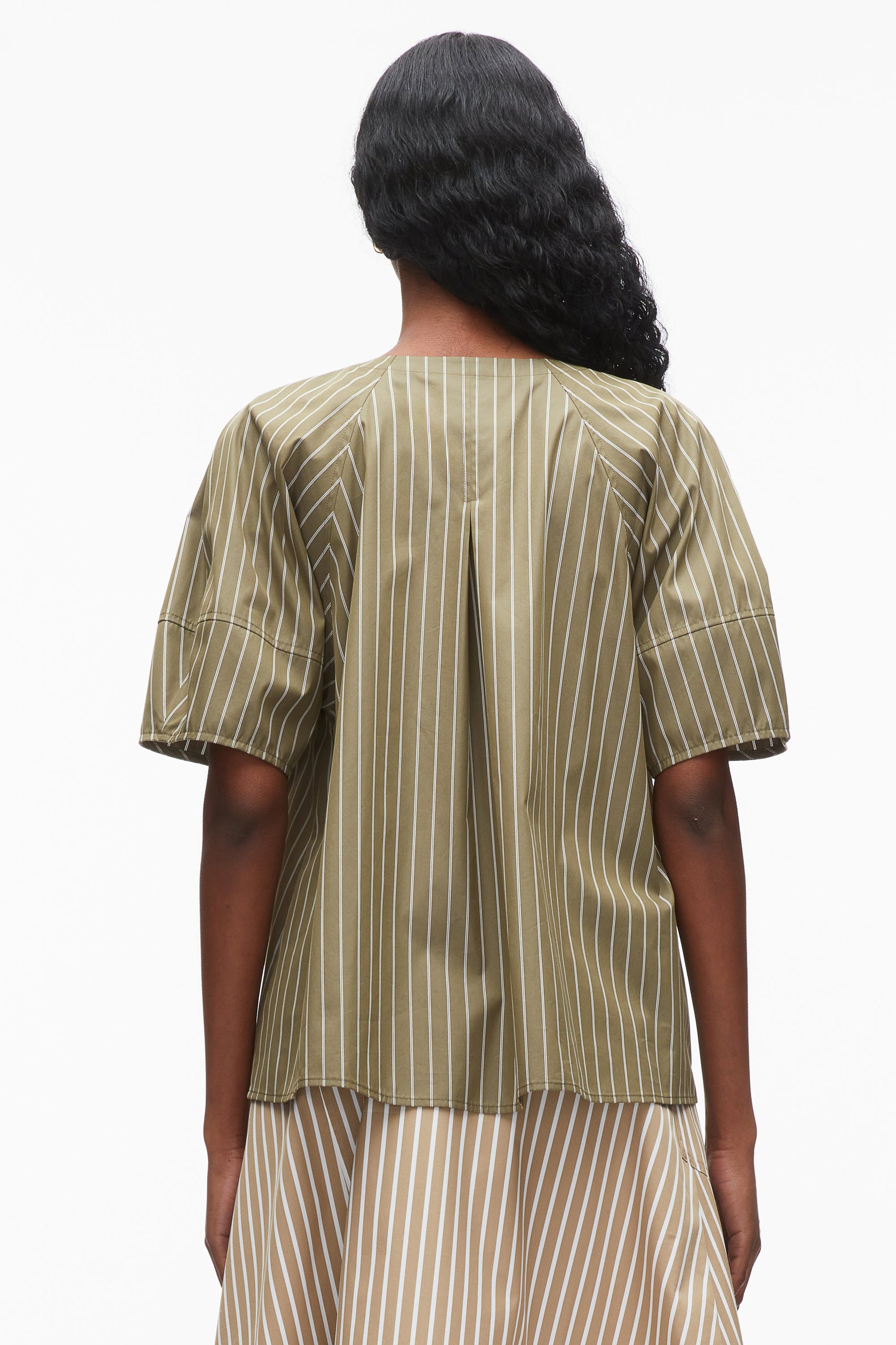 #color_olive-multi
