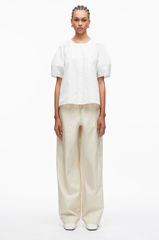 #color_white-multi