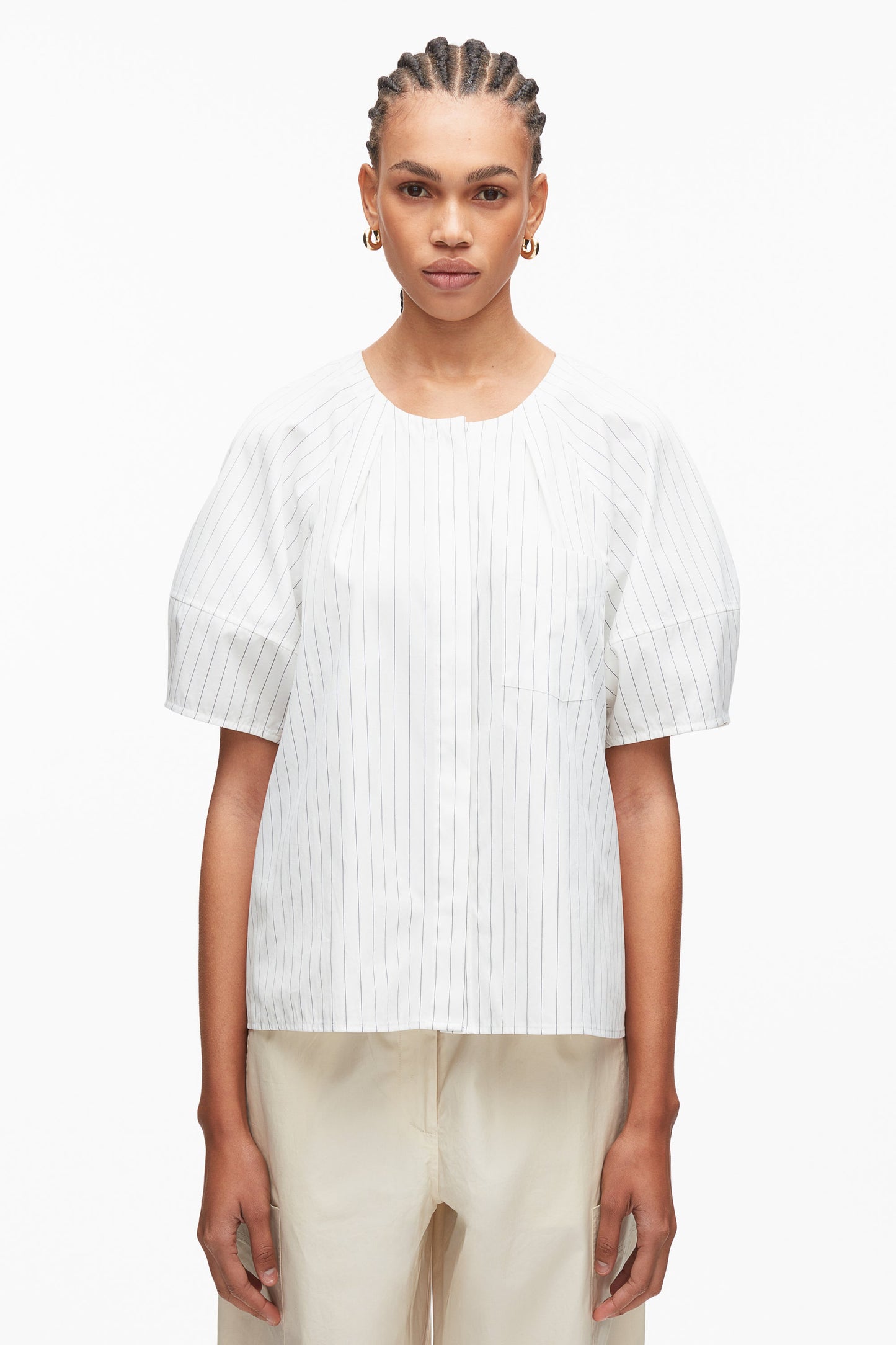 #color_white-multi