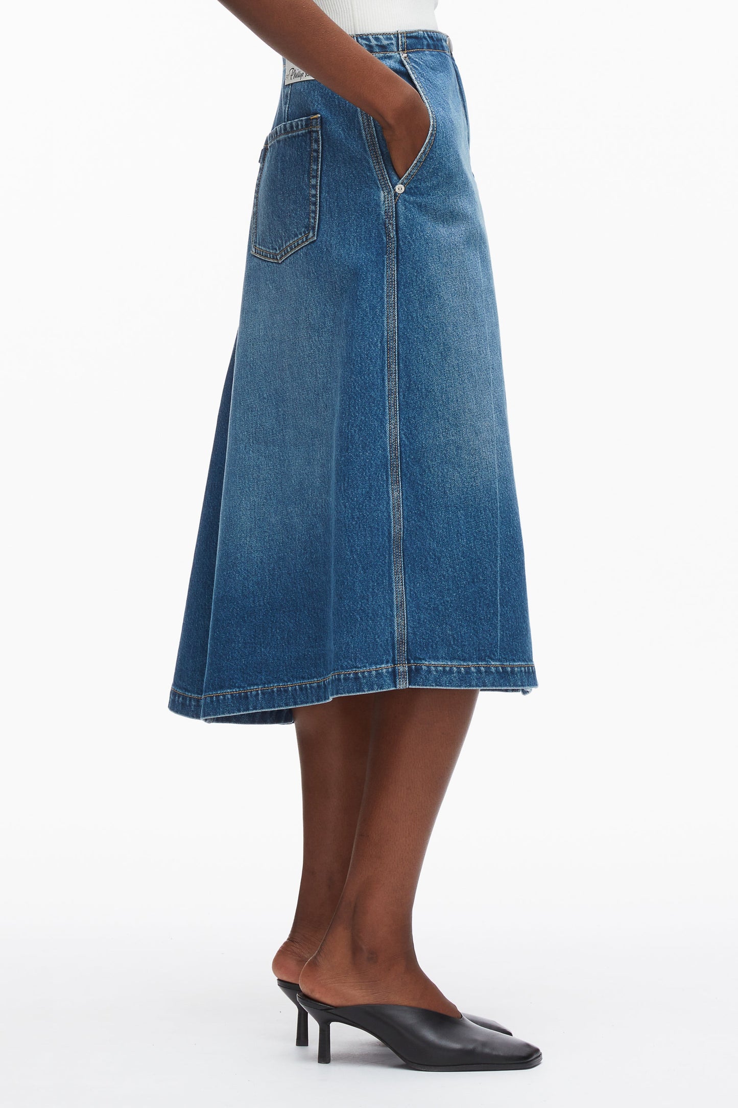 #color_washed-medium-blue