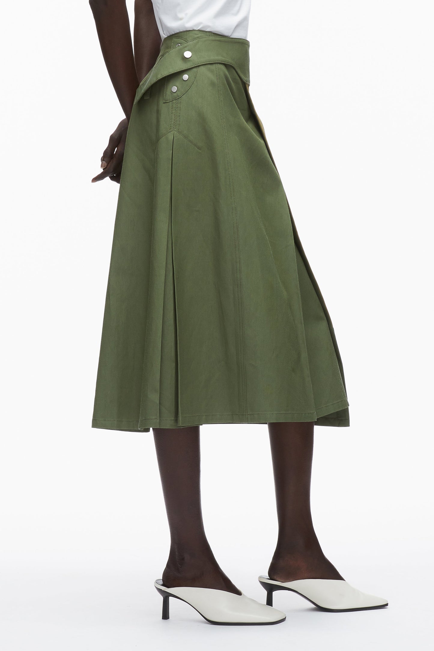 #color_olive-pine