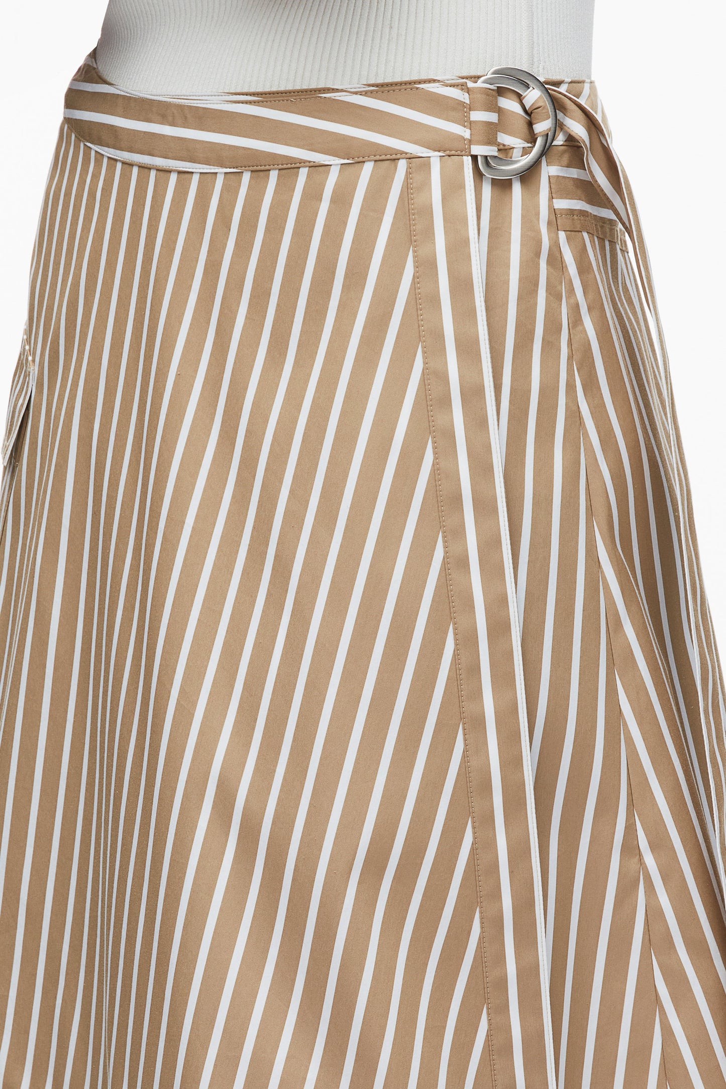 #color_khaki-multi