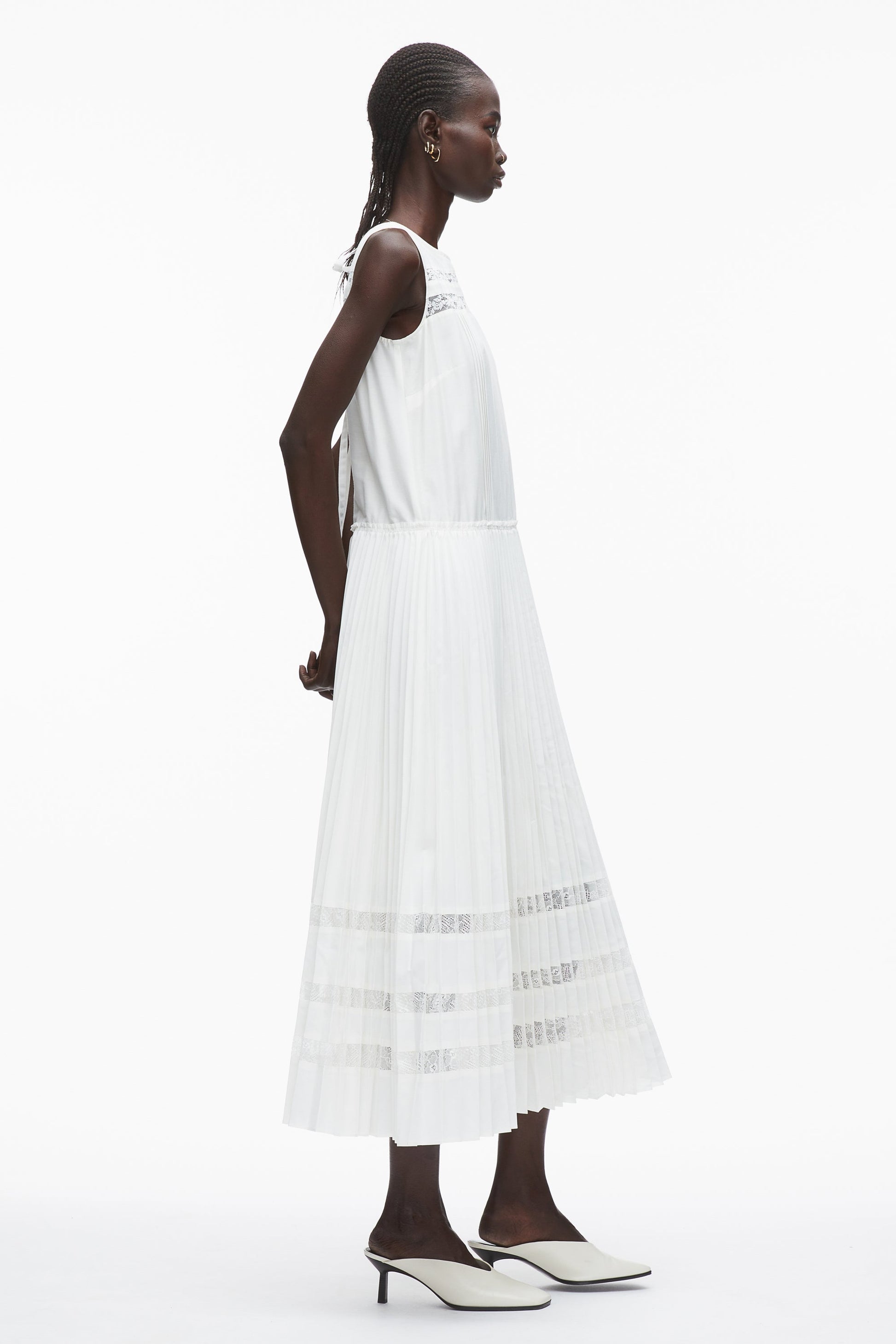 #color_white