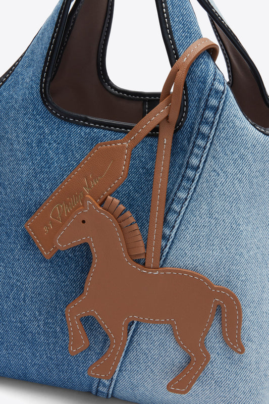 #color_camel