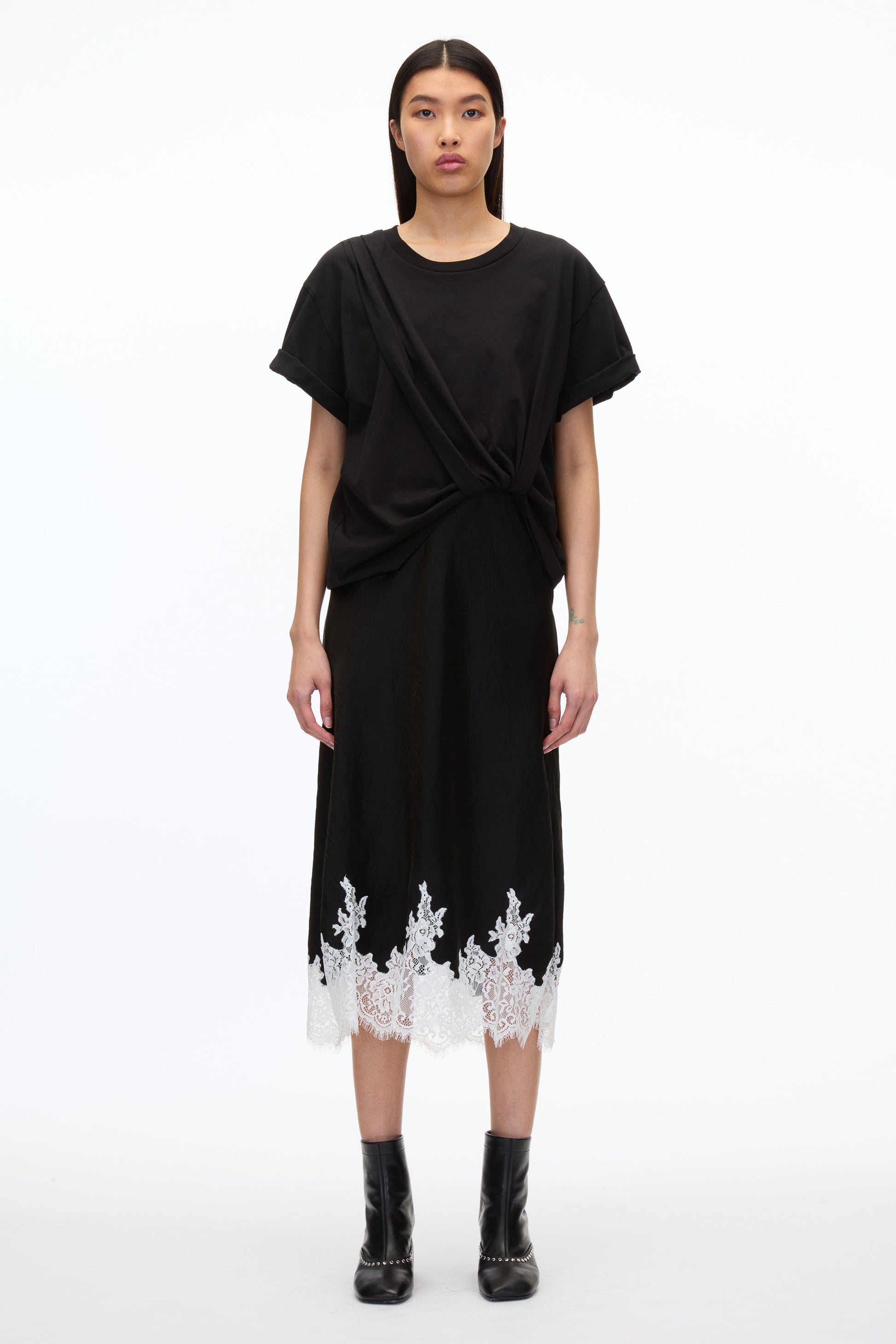 #color_black-white-multi