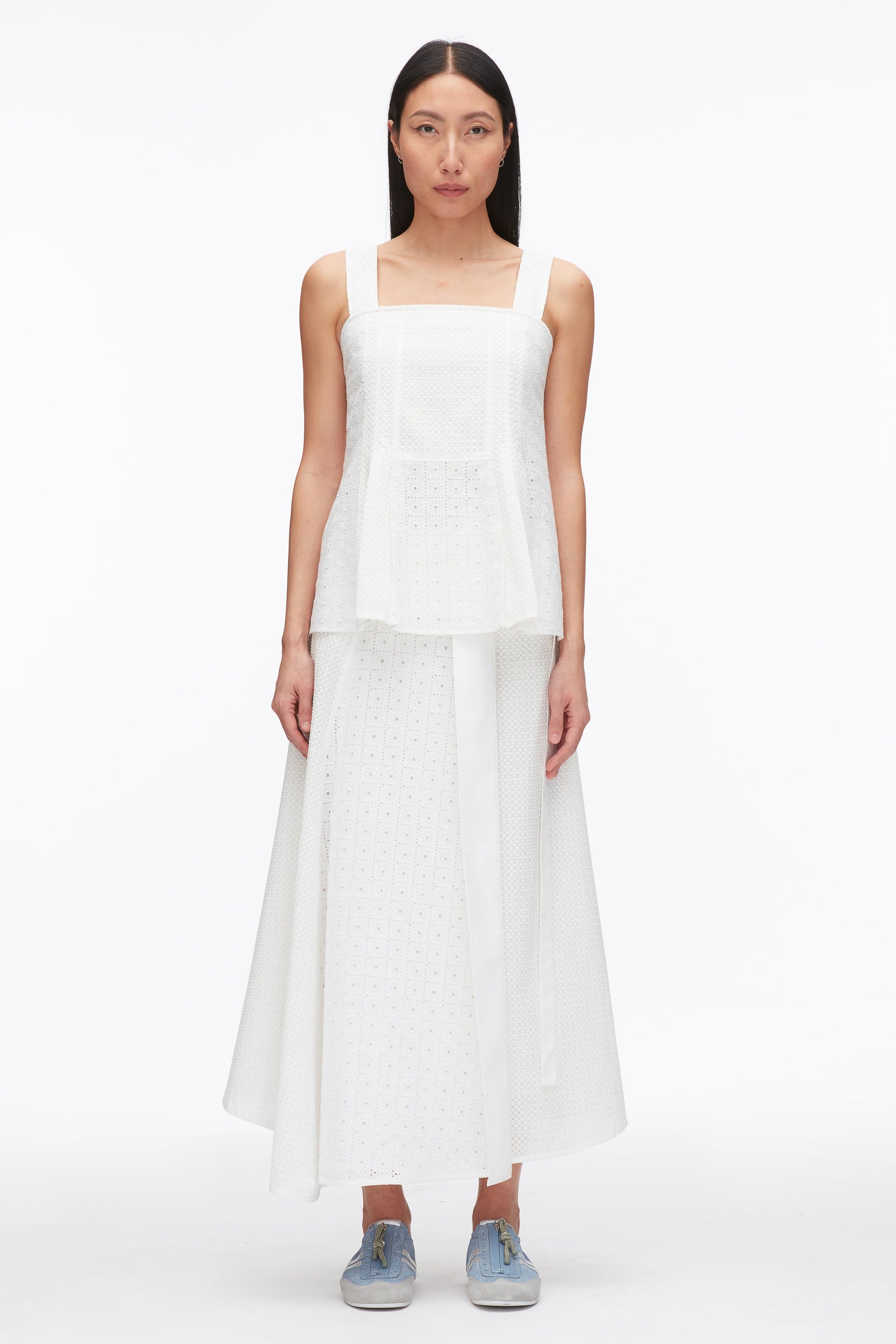 #color_white
