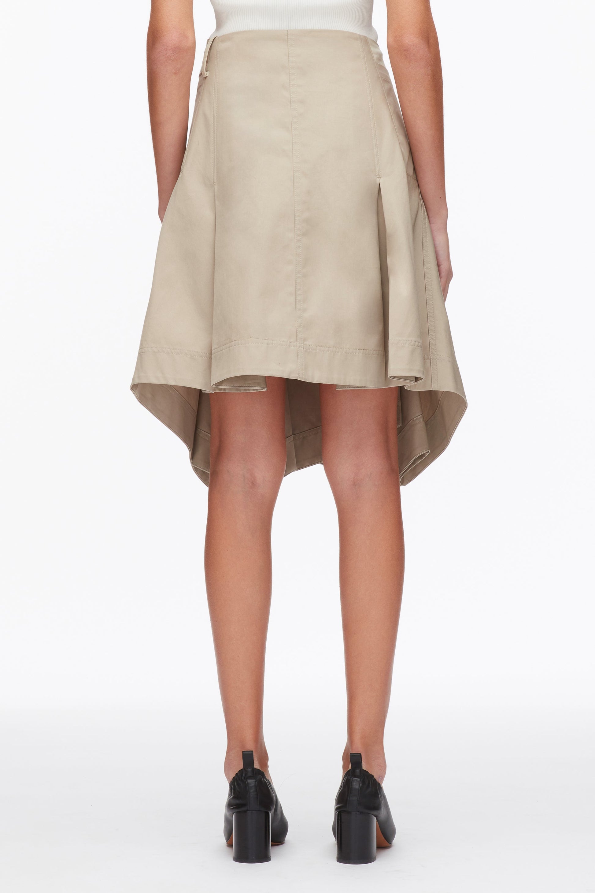 #color_khaki-birch