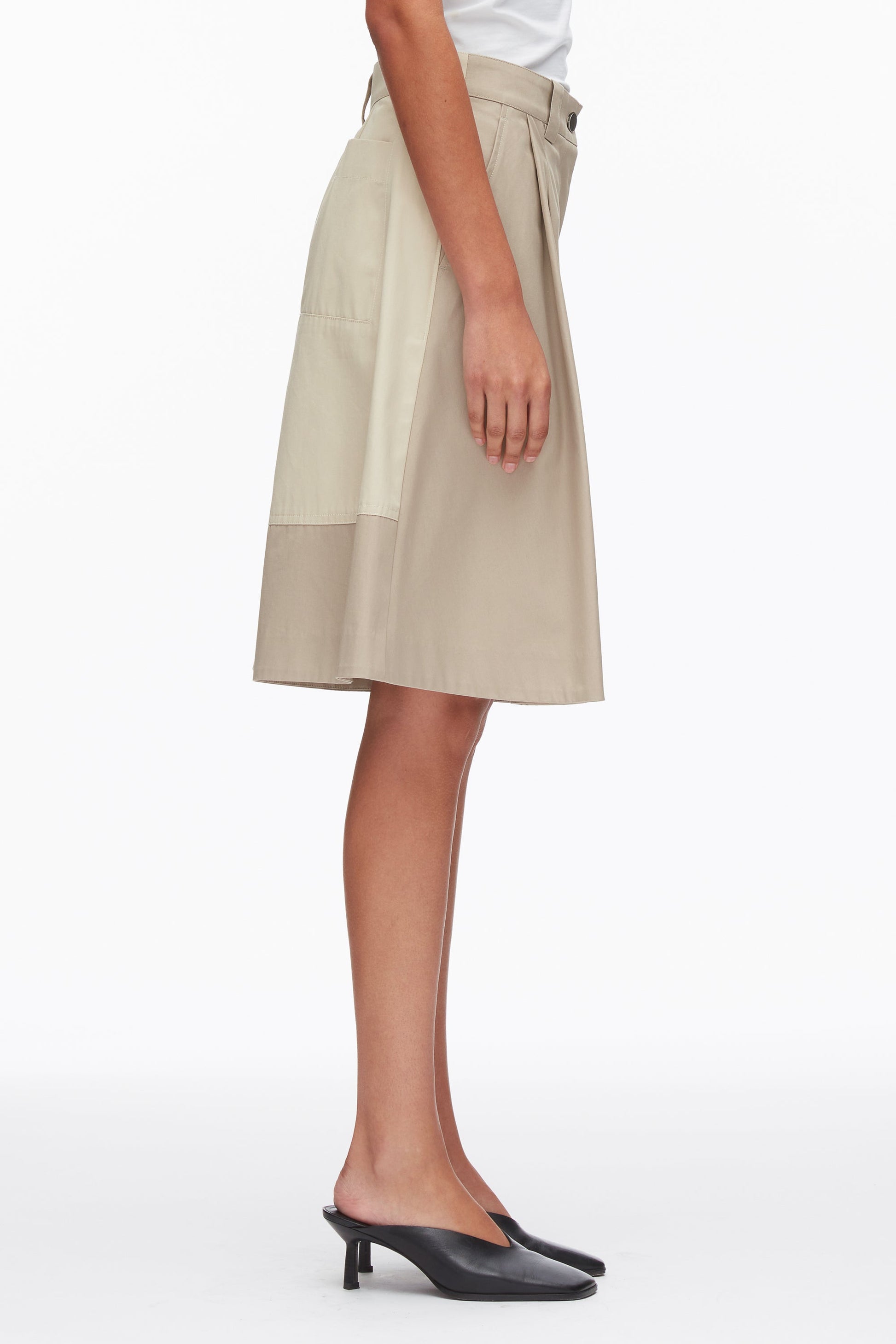 #color_khaki-birch